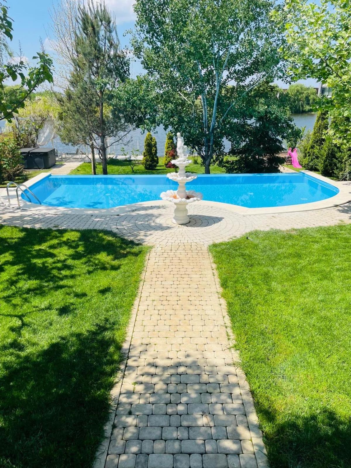 Therme - Corbeanca By The Lake Luxury Villa Εξωτερικό φωτογραφία
